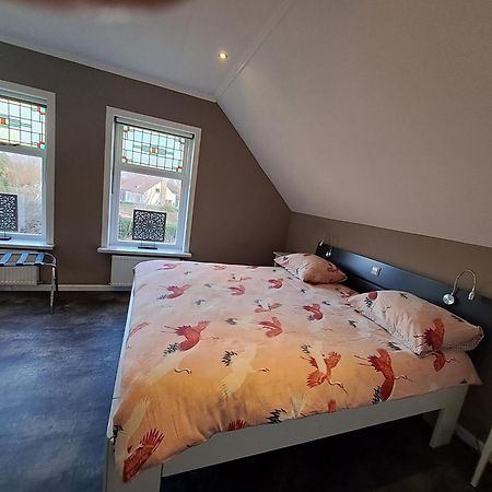 De Bloemenhof Bed & Breakfast Ouddorp Exterior foto