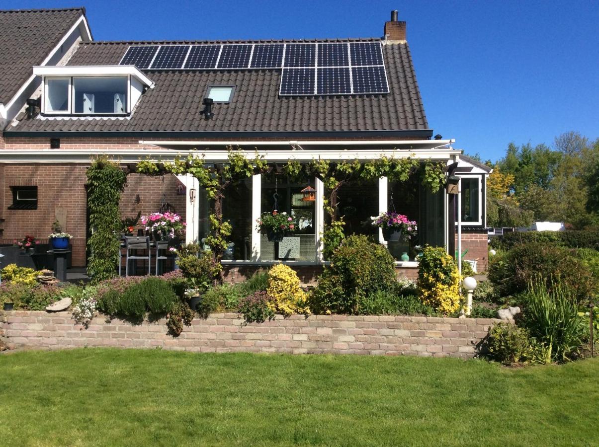 De Bloemenhof Bed & Breakfast Ouddorp Exterior foto